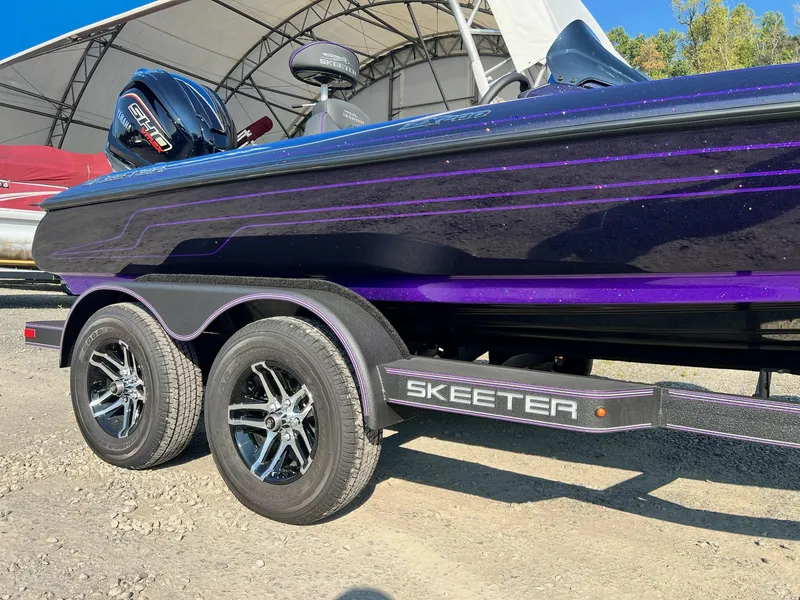 Slide: The Image of Skeeter ZX 200 2025 - 34