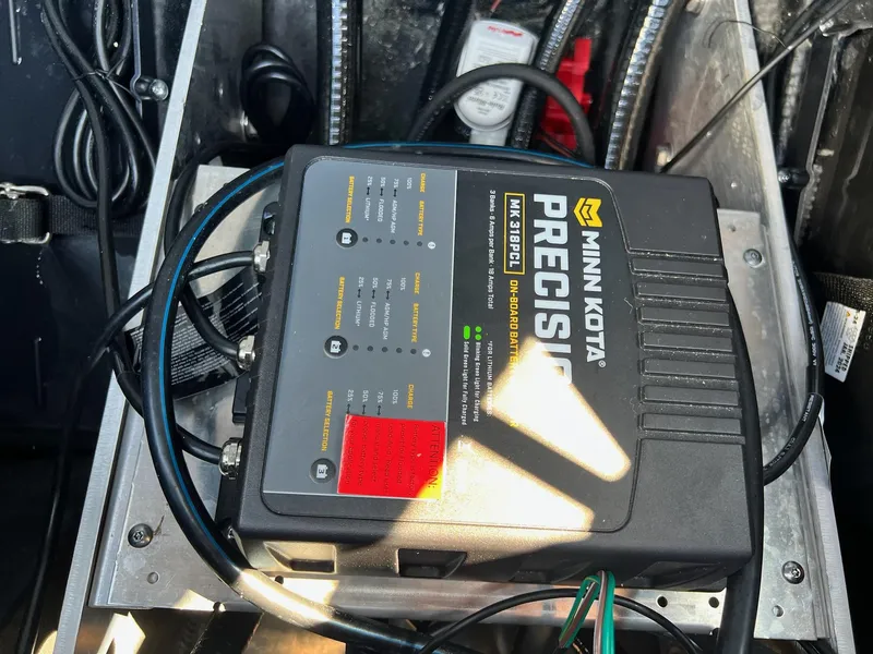 Slide: The Image of Skeeter ZX 200 2025 - 38