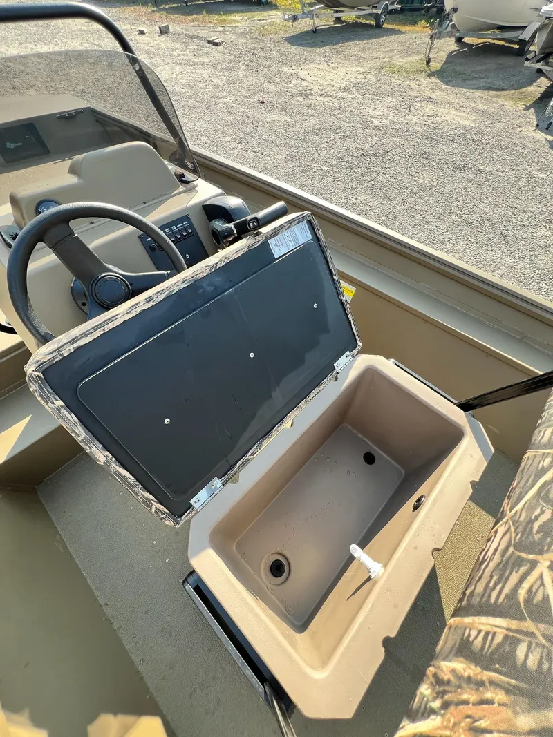 Slide: The Image of G3 Gator Tough 18 CCJ 2025 - 7