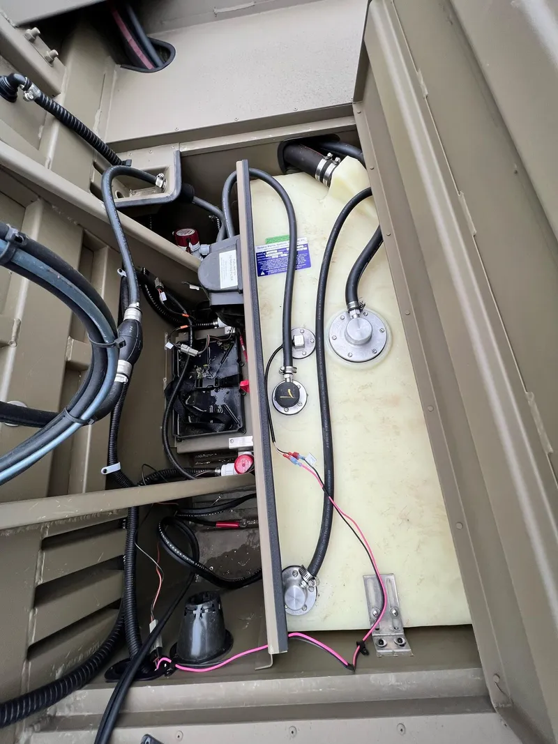 Slide: The Image of G3 Gator Tough 18 CCJ 2025 - 23