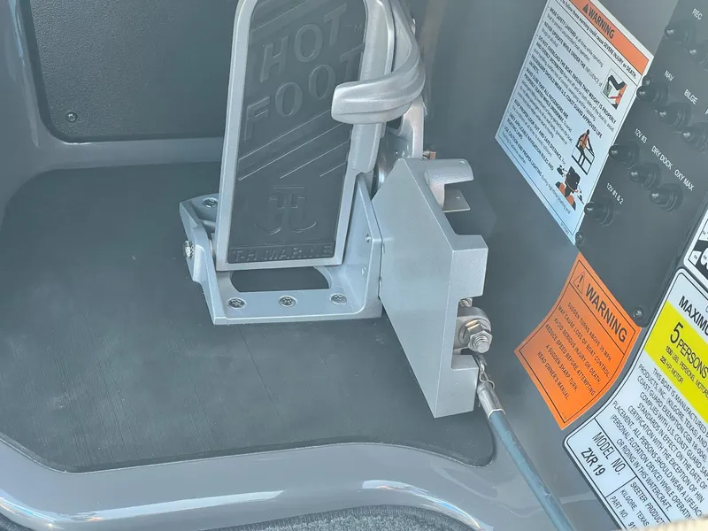 Slide: The Image of Skeeter ZXR19 2025 - 30