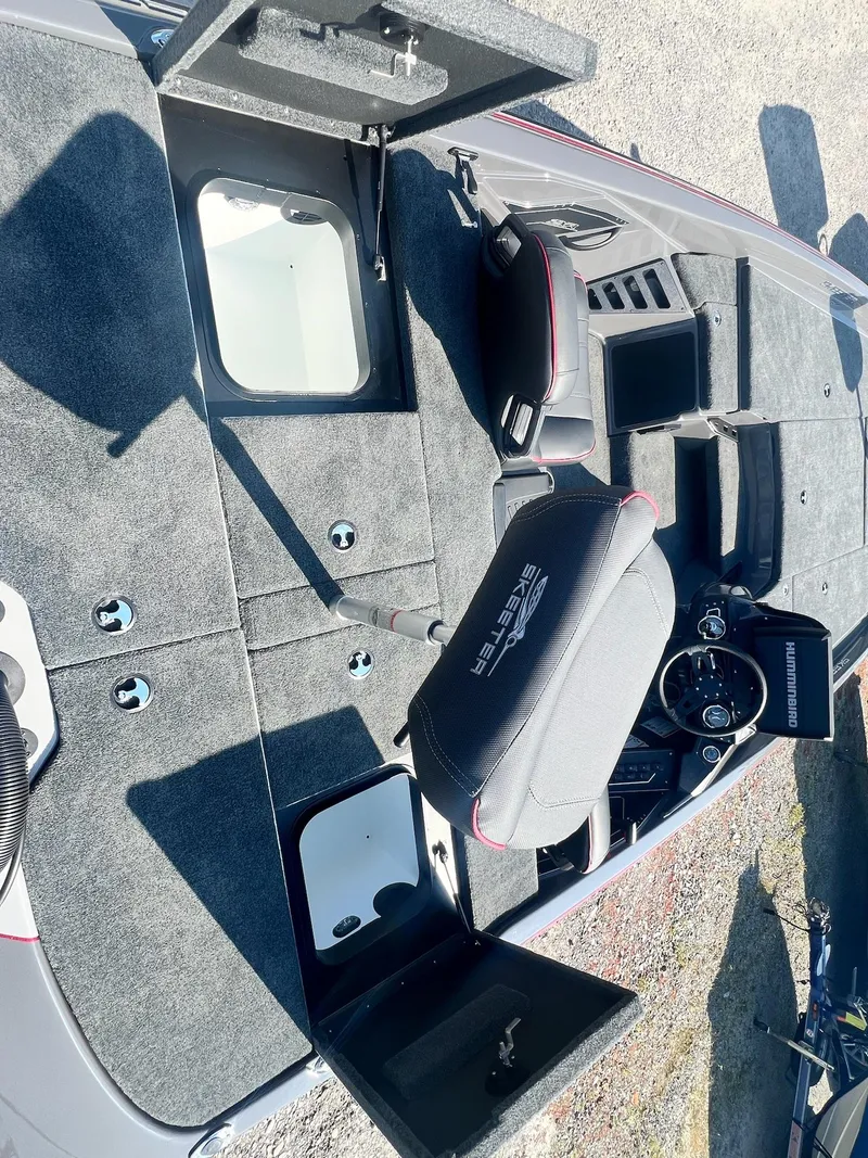 Slide: The Image of Skeeter ZXR19 2025 - 43