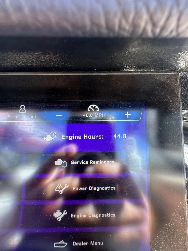 Slide: The Image of Nautique GS20 2024 - 16