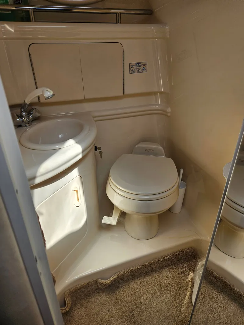 Slide: The Image of Sea Ray Sundancer 280 2003 - 19