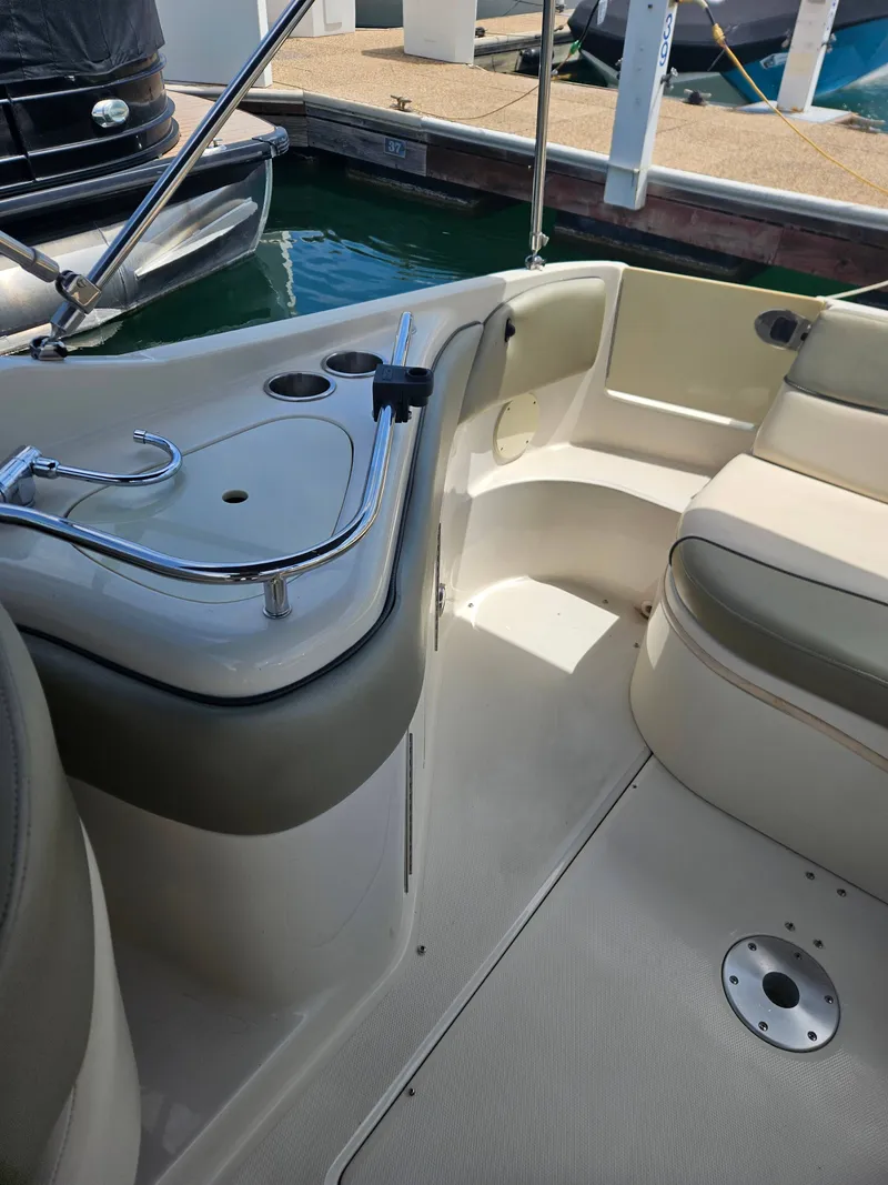 Slide: The Image of Sea Ray 240 Sundeck 2005 - 8