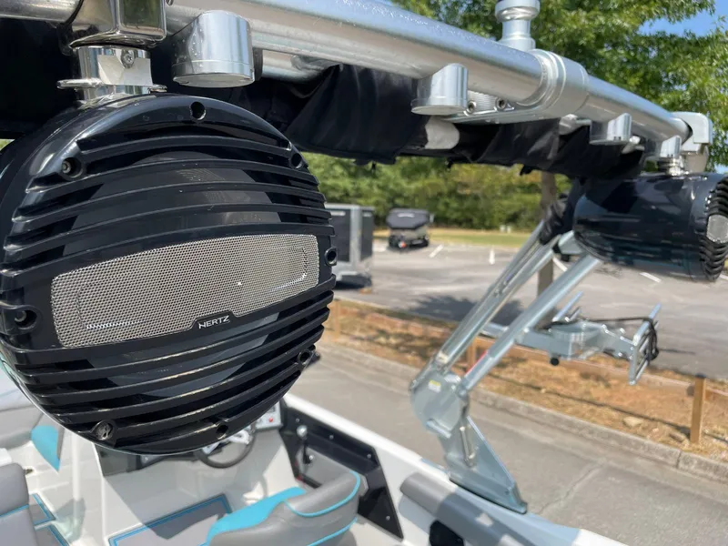 Slide: The Image of Close-up of 2018 MasterCraft NXT20 boat speakers and wakeboard tower. - 14