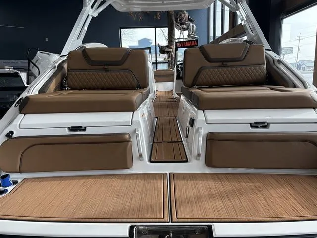 Slide: The Image of Yamaha 275SD 2025 - 5