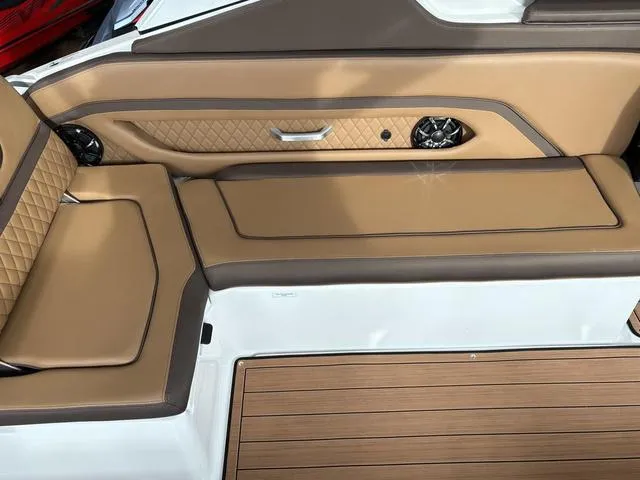 Slide: The Image of Yamaha 275SD 2025 - 7