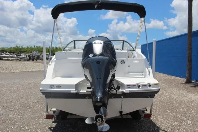 Slide: The Image of Hurricane SunDeck 235 OB 2023 - 5