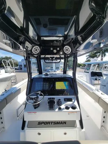 Slide: The Image of Sportsman Open 322 Center Console 2025 - 43