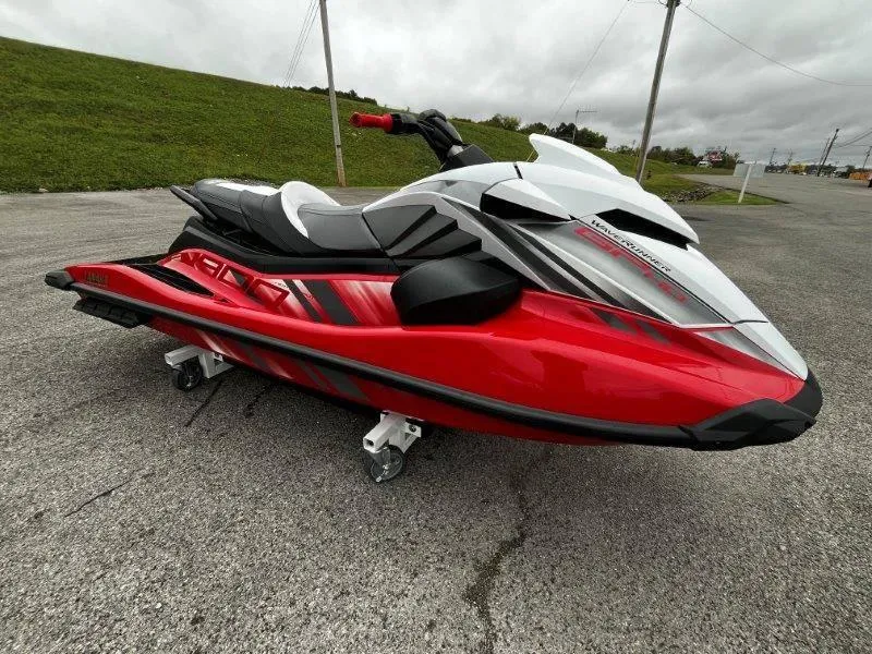 Slide: The Image of Yamaha Waverunner GP HO w/ Audio 2025 - 6