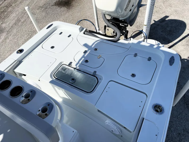 Slide: The Image of Contender 25 Bay 2015 - 59