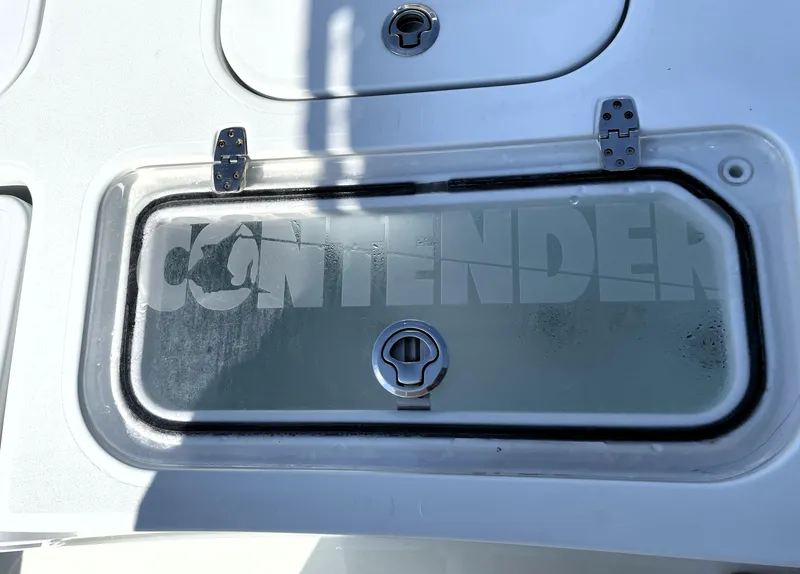 Slide: The Image of Contender 25 Bay 2015 - 61