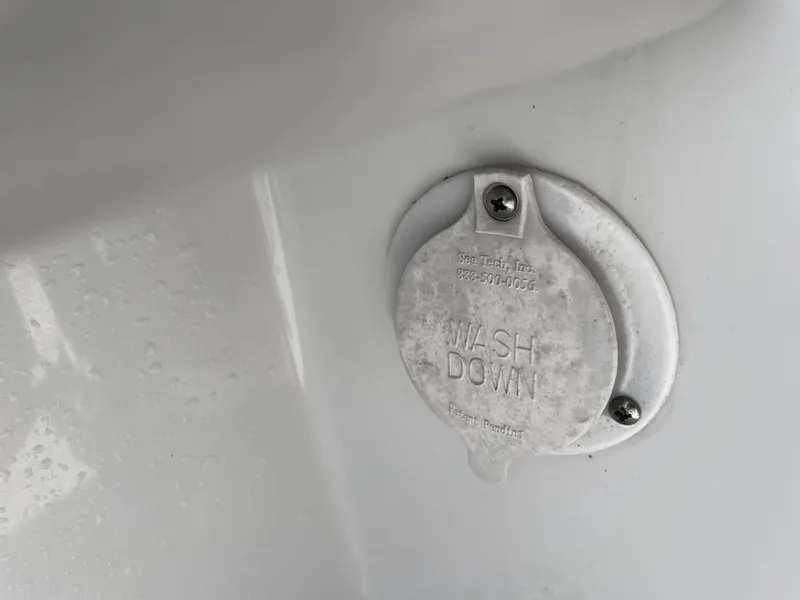 Slide: The Image of Contender 25 Bay 2015 - 70