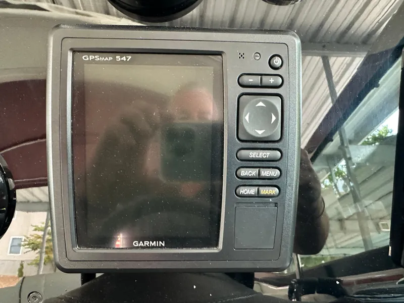 Slide: The Image of Garmin GPSMAP 547 on 2016 Formula 330 Crossover Bowrider dashboard. - 11