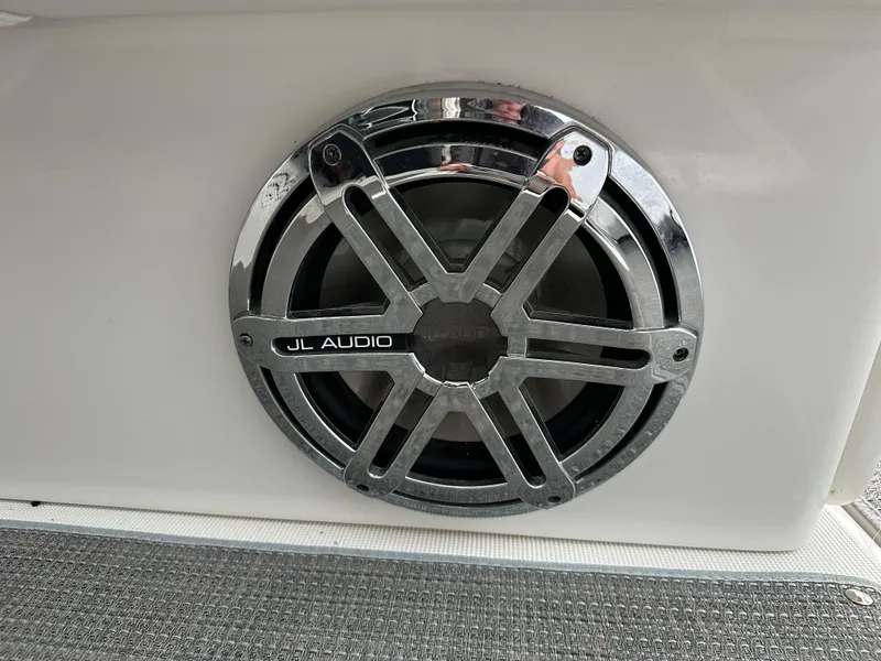 Slide: The Image of JL Audio speaker on 2016 Formula 330 Crossover Bowrider boat. - 24
