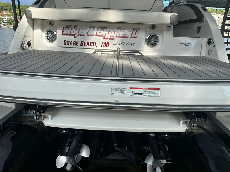 Slide: The Image of 2016 Formula 330 Crossover Bowrider boat at Osage Beach, MO, rear view. - 39