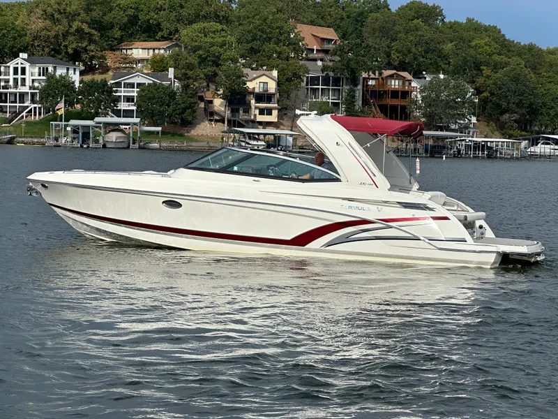 Slide: The Image of Formula 330 Crossover Bowrider 2016 - 53