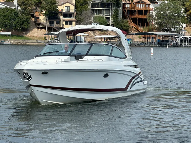 Slide: The Image of Formula 330 Crossover Bowrider 2016 - 60