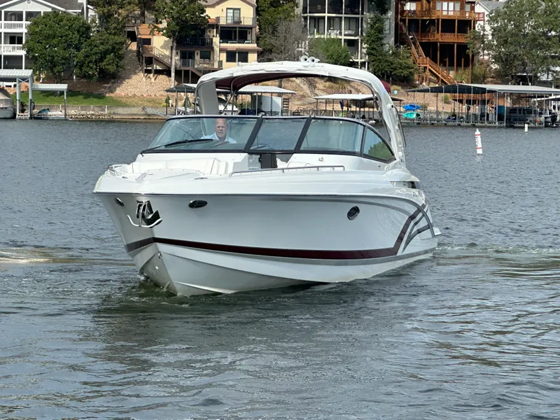 Slide: The Image of Formula 330 Crossover Bowrider 2016 - 61