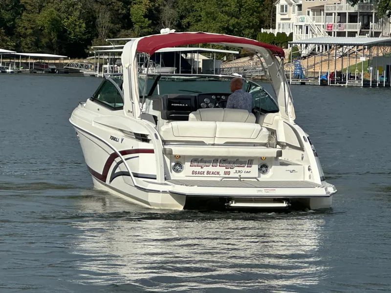 Slide: The Image of Formula 330 Crossover Bowrider 2016 - 73