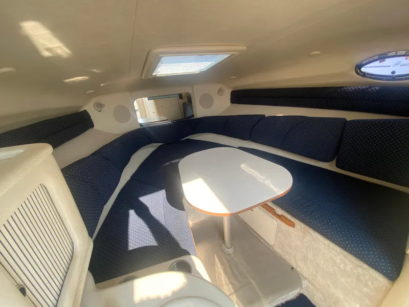 Slide: The Image of Sea Ray Sundancer 260 2000 - 2