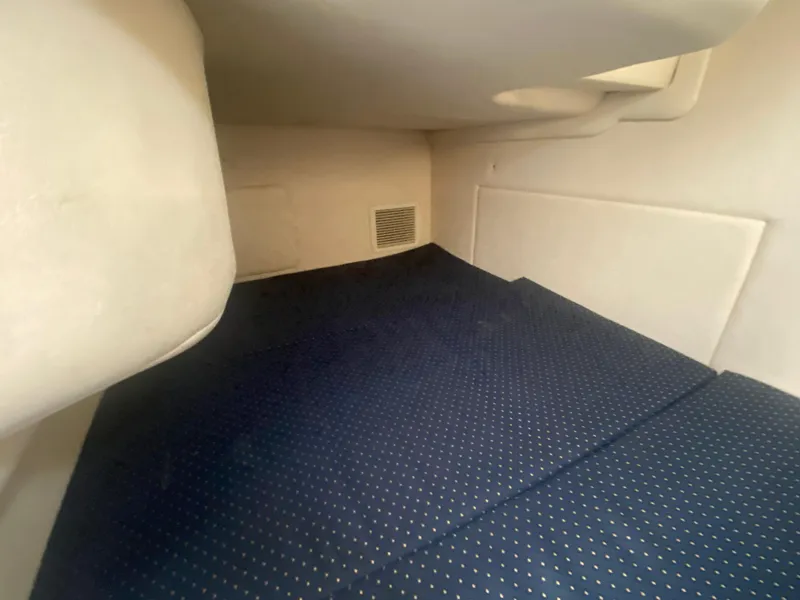 Slide: The Image of 2000 Sea Ray 260 Sundancer - 20