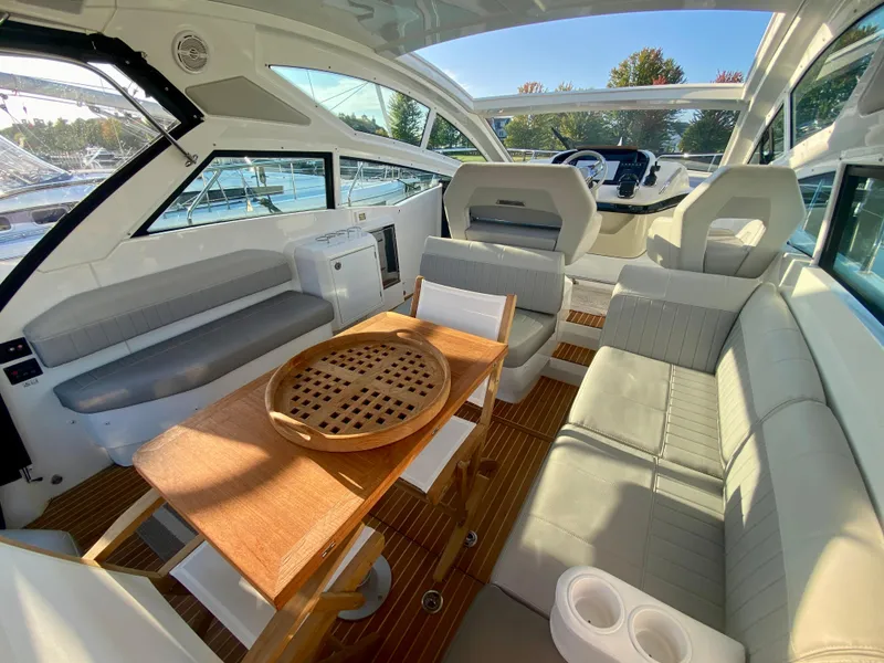 Slide: The Image of Beneteau Gran Turismo 40 2020 - 18