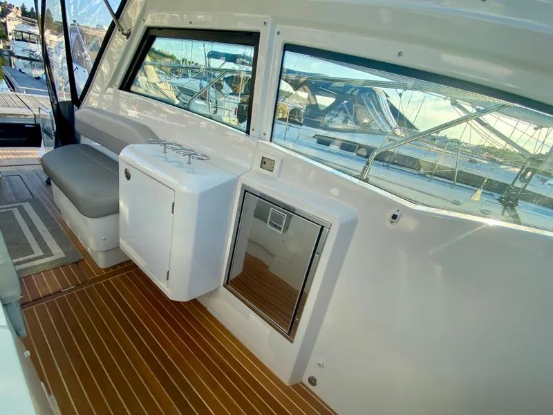 Slide: The Image of Beneteau Gran Turismo 40 2020 - 27