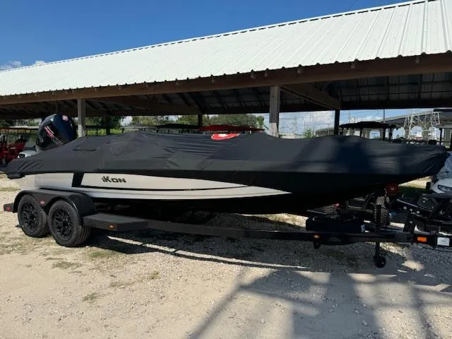 Slide: The Image of 2025 iKon VLX21 boat deck with seating and equipment, featuring a sleek design. - 11