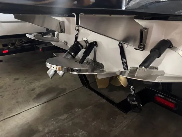 Slide: The Image of Supreme S220 2025 - 5