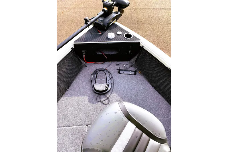 Slide: The Image of 2024 Ranger VS1882 WT boat interior with trolling motor and control panel. - 4