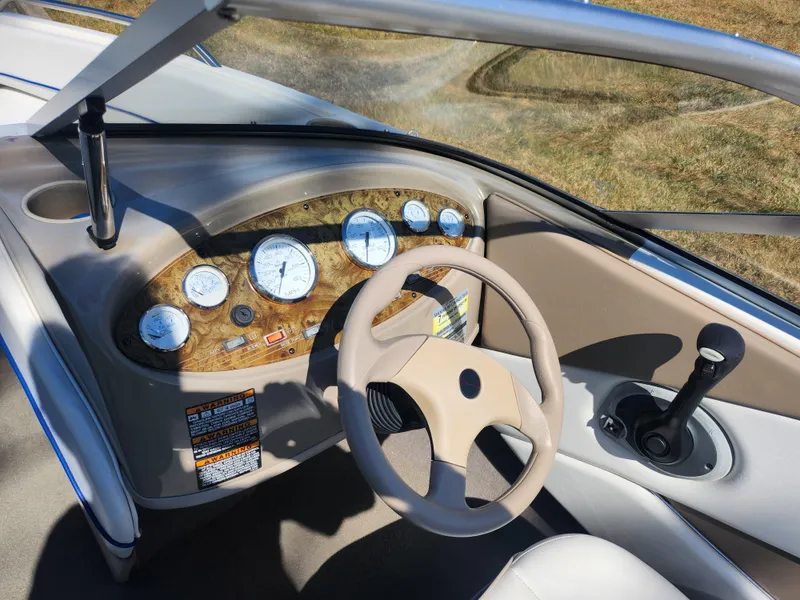 Slide: The Image of Bayliner 195 Classic 2004 - 13