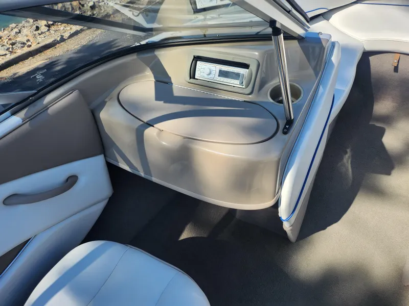 Slide: The Image of Bayliner 195 Classic 2004 - 15