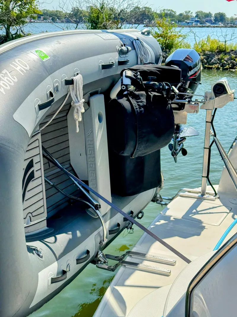 Slide: The Image of Inflatable boat with motor on 2005 Sea Ray 390 Motor Yacht. - 12