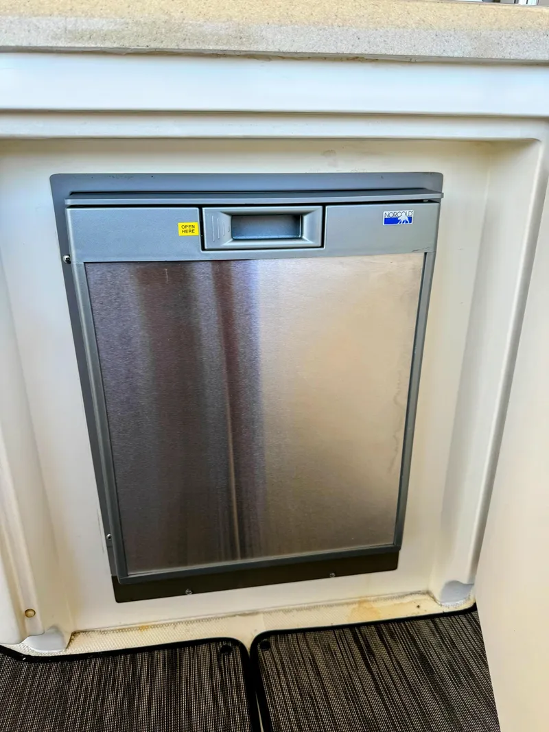 Slide: The Image of Built-in stainless steel appliance on 2005 Sea Ray 390 Motor Yacht. - 25