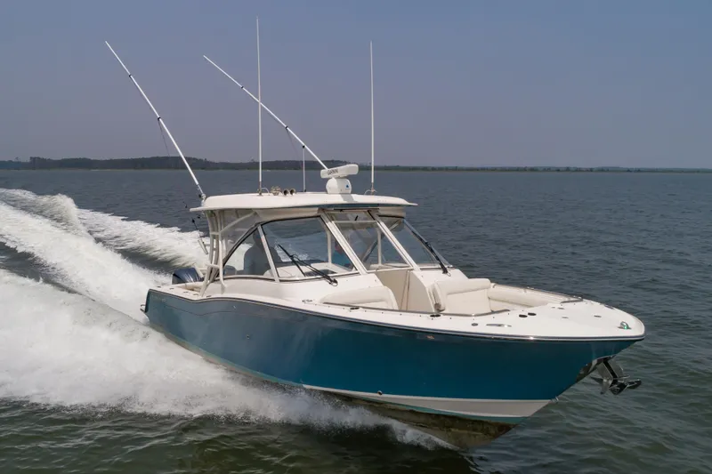 The Image of Grady-White Freedom 325 2022 - 0