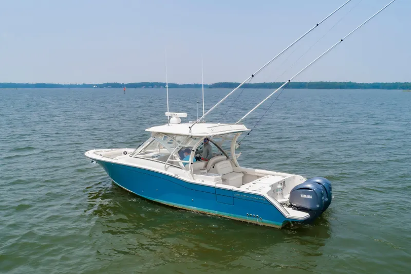 Slide: The Image of Grady-White Freedom 325 2022 - 2