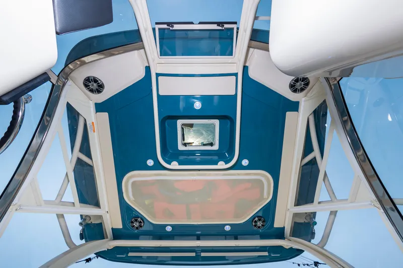 Slide: The Image of Grady-White Freedom 325 2022 - 29