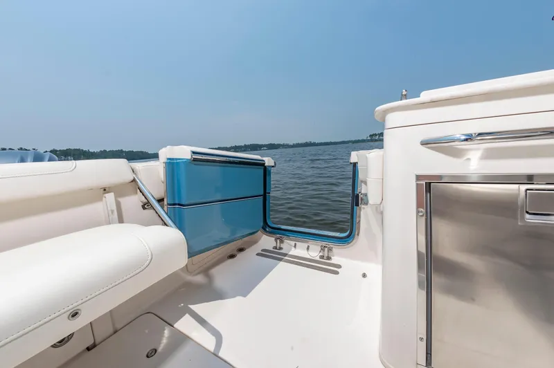 Slide: The Image of Grady-White Freedom 325 2022 - 32