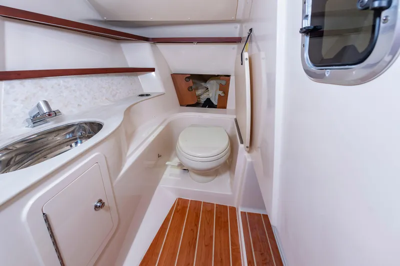 Slide: The Image of Grady-White Freedom 325 2022 - 53