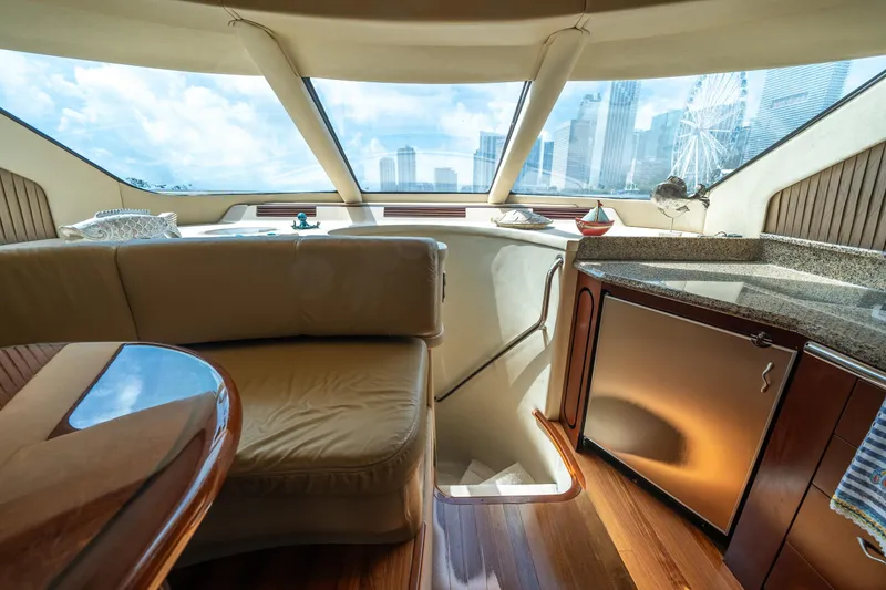 Slide: The Image of Sea Ray 58 Sedan Bridge 2006 - 69
