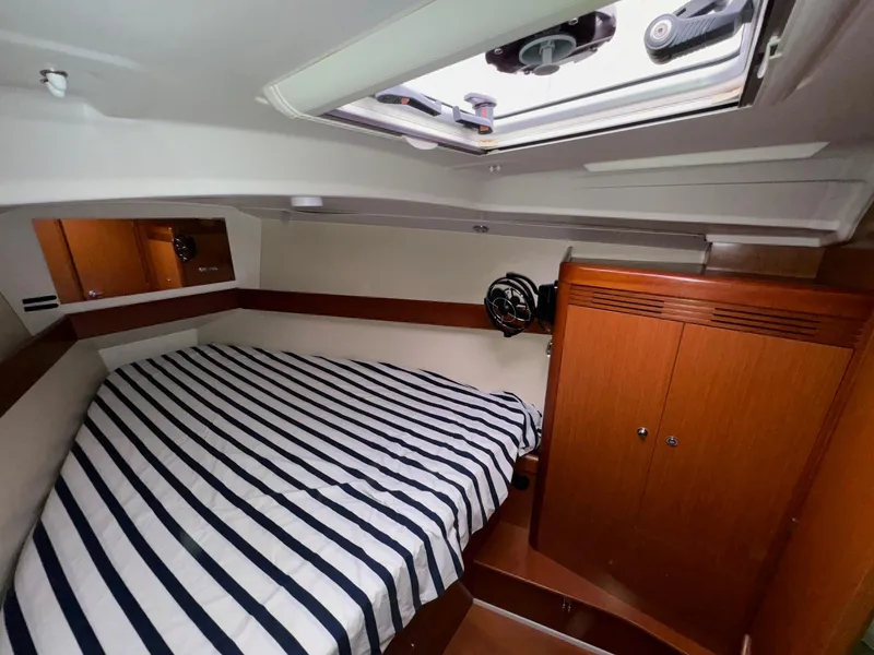 Slide: The Image of Beneteau Oceanis 37 2008 - 60