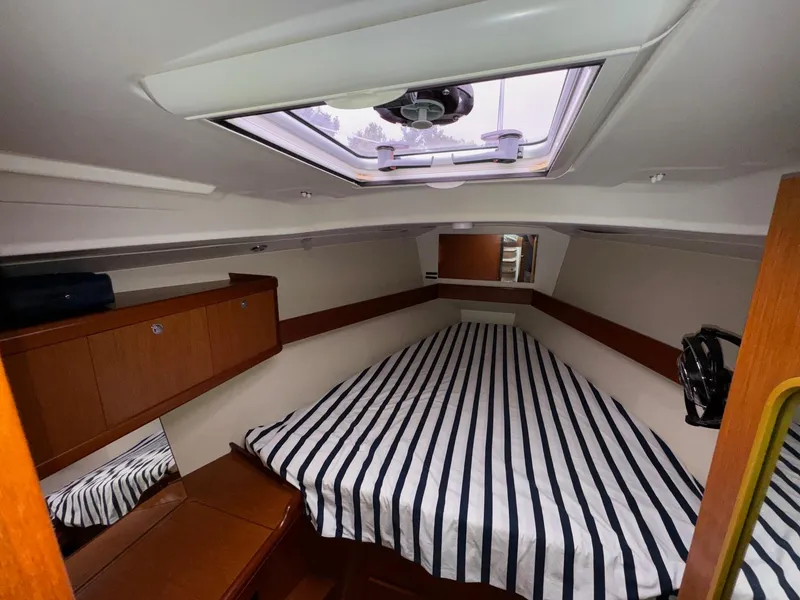 Slide: The Image of Beneteau Oceanis 37 2008 - 62