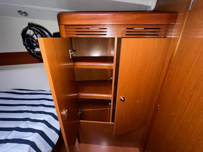 Slide: The Image of Beneteau Oceanis 37 2008 - 67