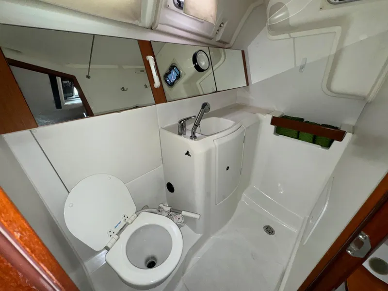 Slide: The Image of Beneteau Oceanis 37 2008 - 68