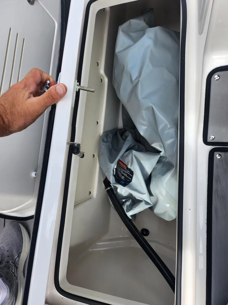 Slide: The Image of Yamaha 242X E-Series 2019 - 14