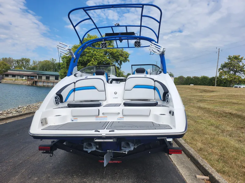 Slide: The Image of Yamaha 242X E-Series 2019 - 2