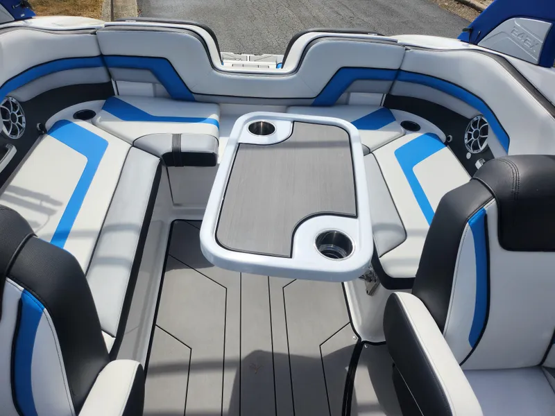 Slide: The Image of Yamaha 242X E-Series 2019 - 21