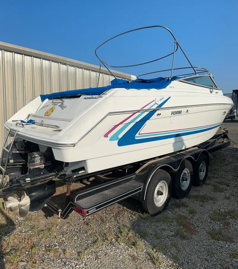 Slide: The Image of Formula 280SS Sun Sport 1997 - 2